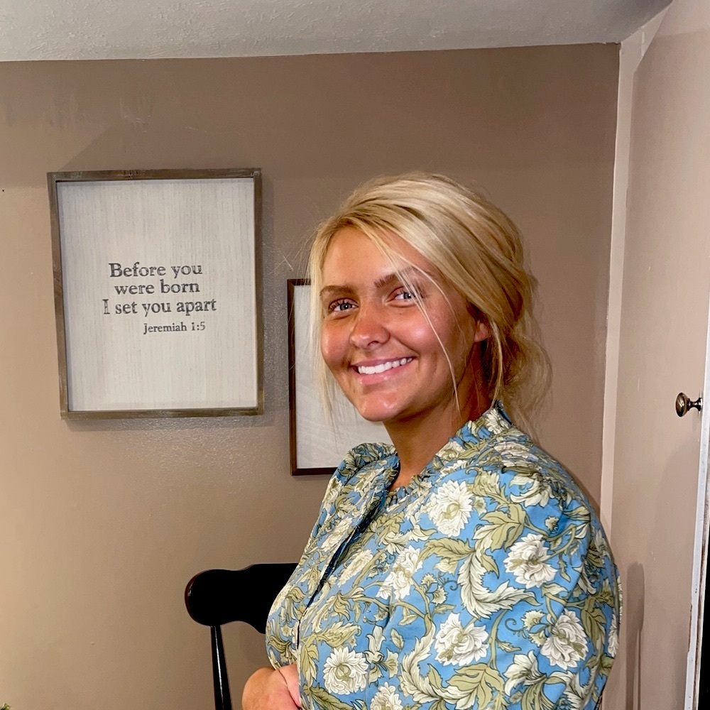 Meet your Posher, Marisa